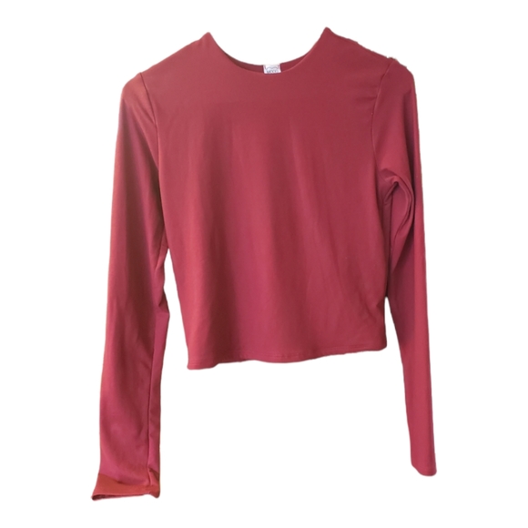 MOOD Brand. NEW. Long sleeve crop top. vary good quality. (sku318) - Picture 2 of 5